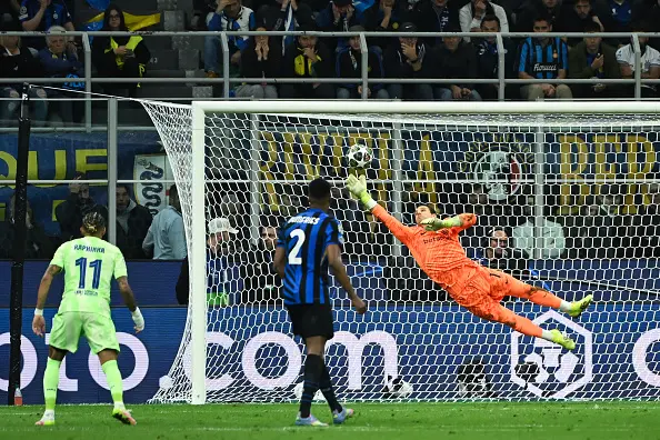 Heartbreak in Milan: Barcelona Eliminated by Inter in Champions League Thriller