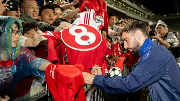 Bruno Fernandes Considering Move to Al-Hilal