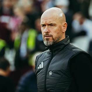 You are currently viewing Erik ten Hag Appointed Bayer Leverkusen Head Coach: A New Era Begins After Manchester United Exit