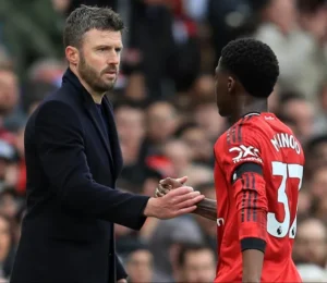 Read more about the article Manchester United vs Aston Villa Preview: Champions League Race Intensifies at Old Trafford